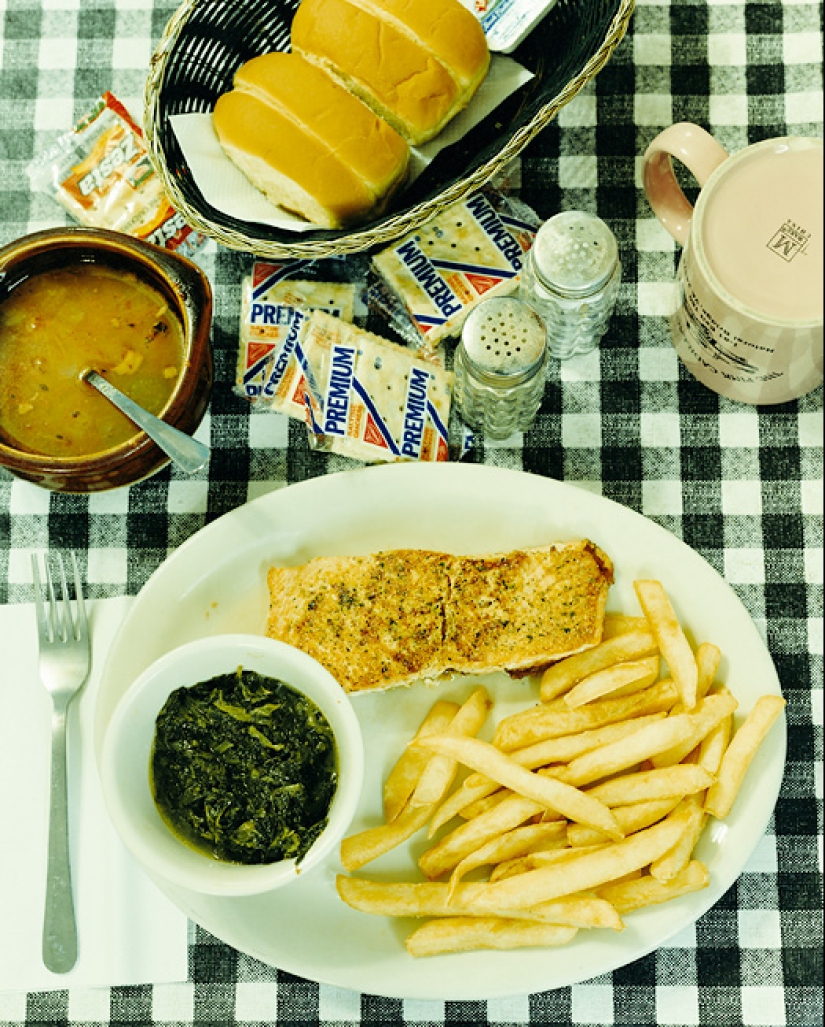 Tourist's breakfast Tourist's breakfast