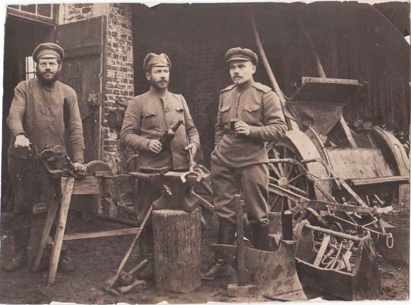 Traditions of the Russian feast: 10 stacks on the staff Traditions of the Russian feast: 10 stacks on the staff