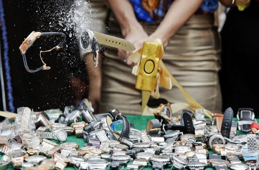 ¿Traes una bolsa de plástico? Costumbres mundiales, donde inesperadamente puedes encontrarte como un criminal.