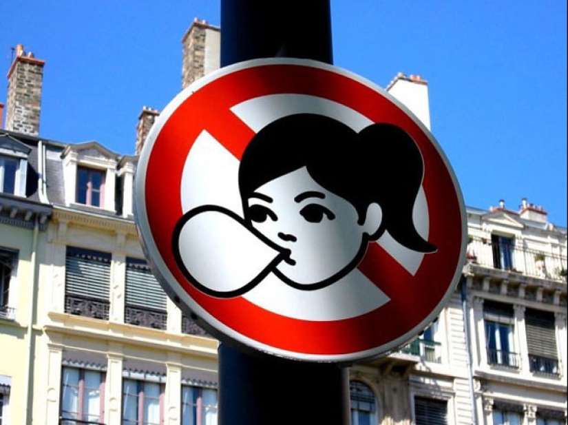 ¿Traes una bolsa de plástico? Costumbres mundiales, donde inesperadamente puedes encontrarte como un criminal.