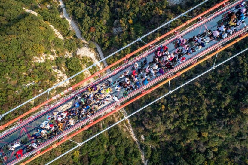 Turismo extremo en China: el entretenimiento no es para los débiles de corazón Turismo extremo en China: el entretenimiento no es para los débiles de corazón