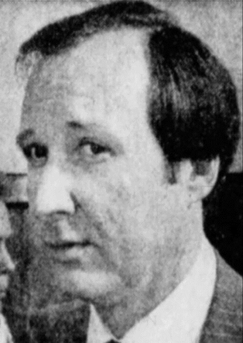 Two Housewives and an Axe, or Murder on Silicon Prairie Two Housewives and an Axe, or Murder on Silicon Prairie