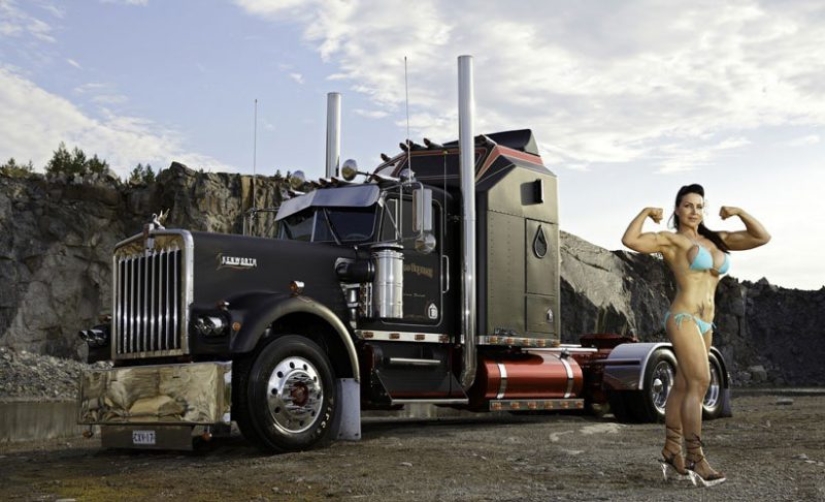 Un clásico Americano: camiones Peterbilt y la belleza de piernas largas