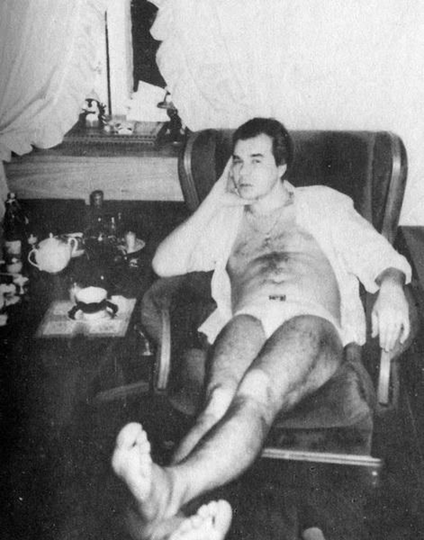 Un dato espeluznante de la comedia negra "Dead Man's Bluff" que pocas personas conocen