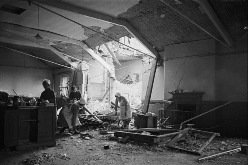 Un Fenómeno con un Alma Hermosa: La historia de Joseph Merrick - El Hombre Elefante Un Fenómeno con un Alma Hermosa: La historia de Joseph Merrick - El Hombre Elefante