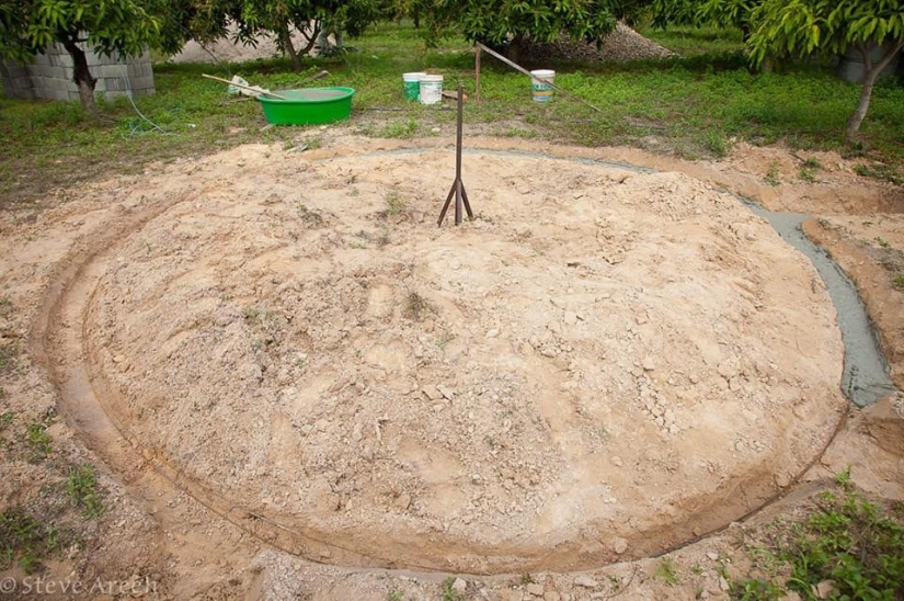 Un hombre construyó la casa de sus sueños en un mes y medio, gastando solo 9 9,000