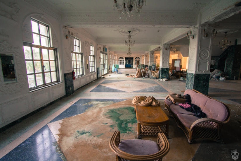 Un hotel abandonado en Japón