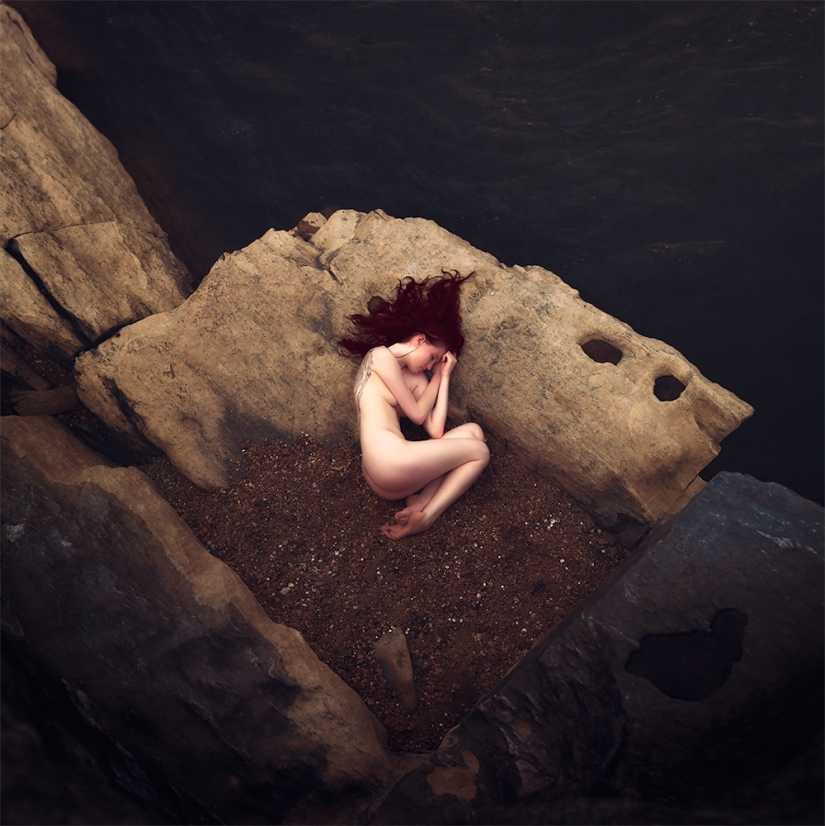 Un oscuro cuento de hadas con el telón de fondo de los fríos paisajes de Islandia