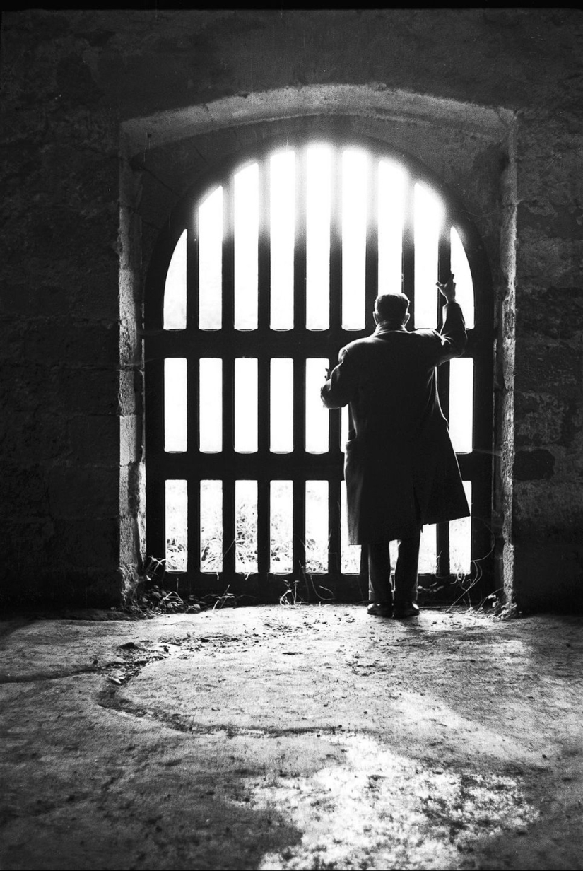 Un turista compró un sobre en un mercado de pulgas, donde encontró negativos de un genio desconocido