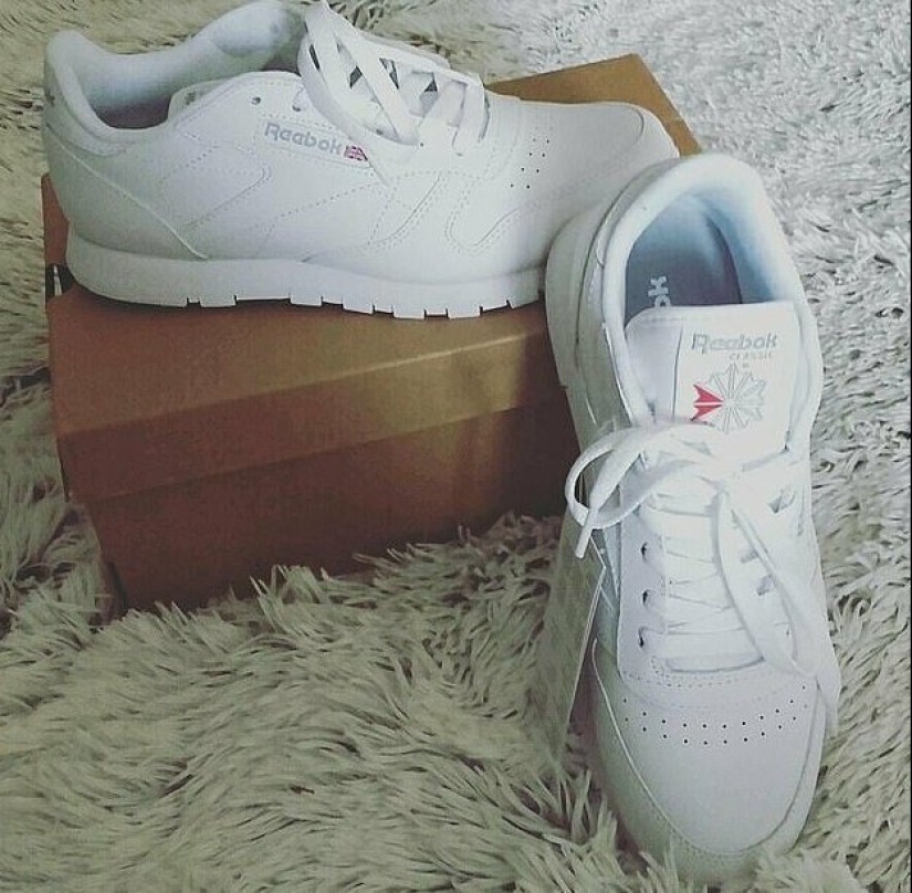 Una manera fácil de restaurar las zapatillas a su blancura anterior en cuestión de minutos