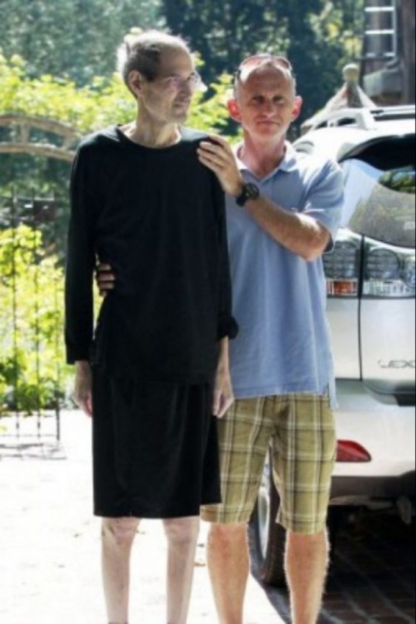 Under the gaze of death: 13 recent photos of celebrities Under the gaze of death: 13 recent photos of celebrities