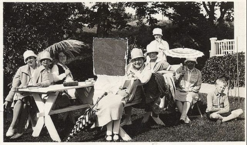 Unfriend and ban: how could one "remove it" before there were social networks Unfriend and ban: how could one "remove it" before there were social networks