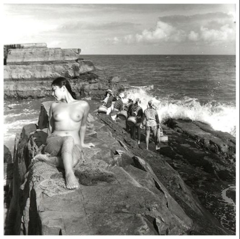 Unique erotic project "Women of the Sea" by Japanese photographer Iwase Yoshiyuki Unique erotic project "Women of the Sea" by Japanese photographer Iwase Yoshiyuki