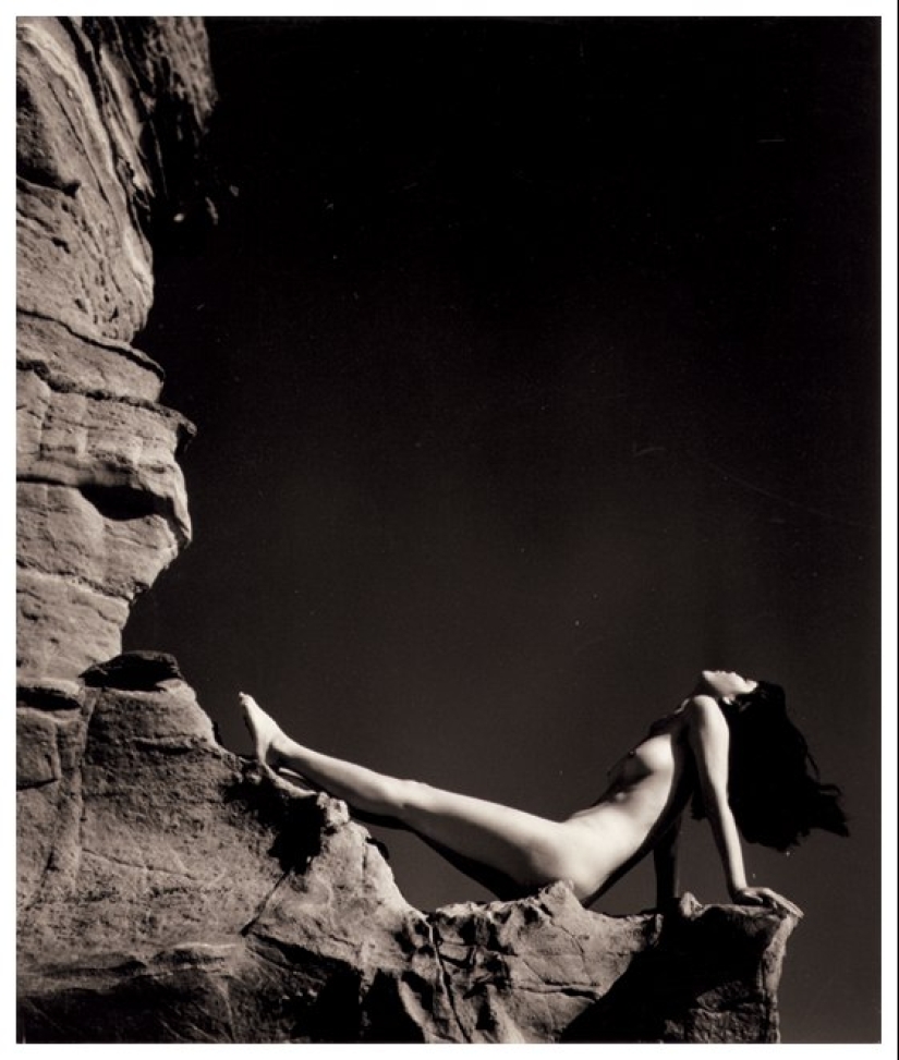 Unique erotic project "Women of the Sea" by Japanese photographer Iwase Yoshiyuki Unique erotic project "Women of the Sea" by Japanese photographer Iwase Yoshiyuki