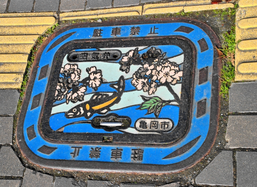 Unusual street art: manholes from Japan