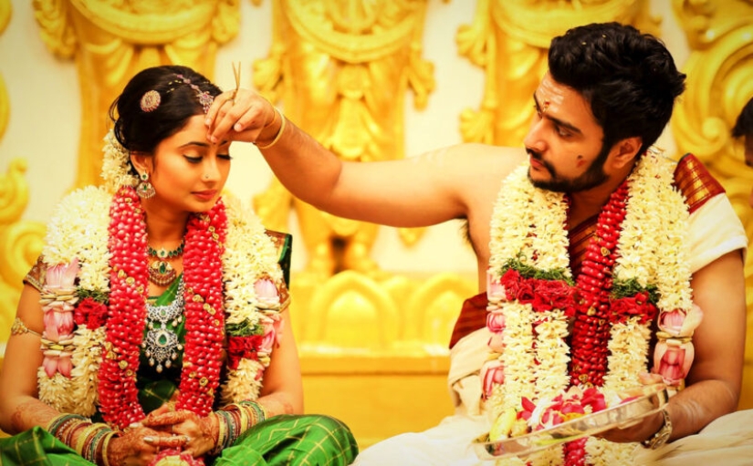 Vedic Wives: Quit your job, take off your underwear and be happy! Vedic Wives: Quit your job, take off your underwear and be happy!