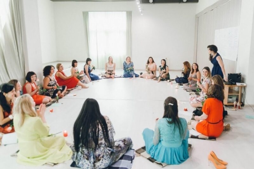 Vedic Wives: Quit your job, take off your underwear and be happy! Vedic Wives: Quit your job, take off your underwear and be happy!