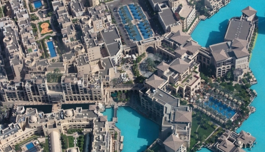 Vértigo: 25 increíbles fotos aéreas de las ciudades más hermosas en el mundo de Ryan Koopmans Vértigo: 25 increíbles fotos aéreas de las ciudades más hermosas en el mundo de Ryan Koopmans