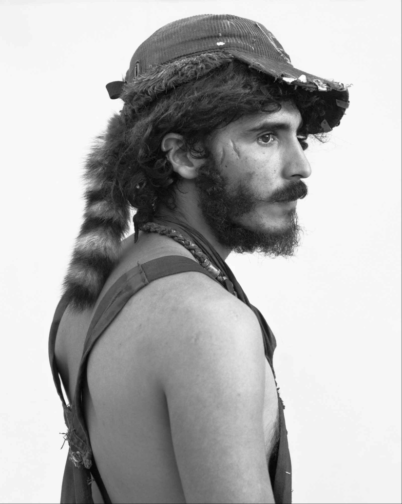 Vida sin reglas: Retratos de rebeldes en el Proyecto Objetos Perdidos