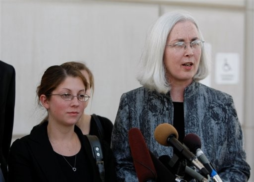 Violación telefónica: cómo un maníaco de EE. UU. se burló de las víctimas con las manos equivocadas Violación telefónica: cómo un maníaco de EE. UU. se burló de las víctimas con las manos equivocadas