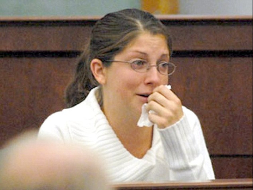 Violación telefónica: cómo un maníaco de EE. UU. se burló de las víctimas con las manos equivocadas Violación telefónica: cómo un maníaco de EE. UU. se burló de las víctimas con las manos equivocadas