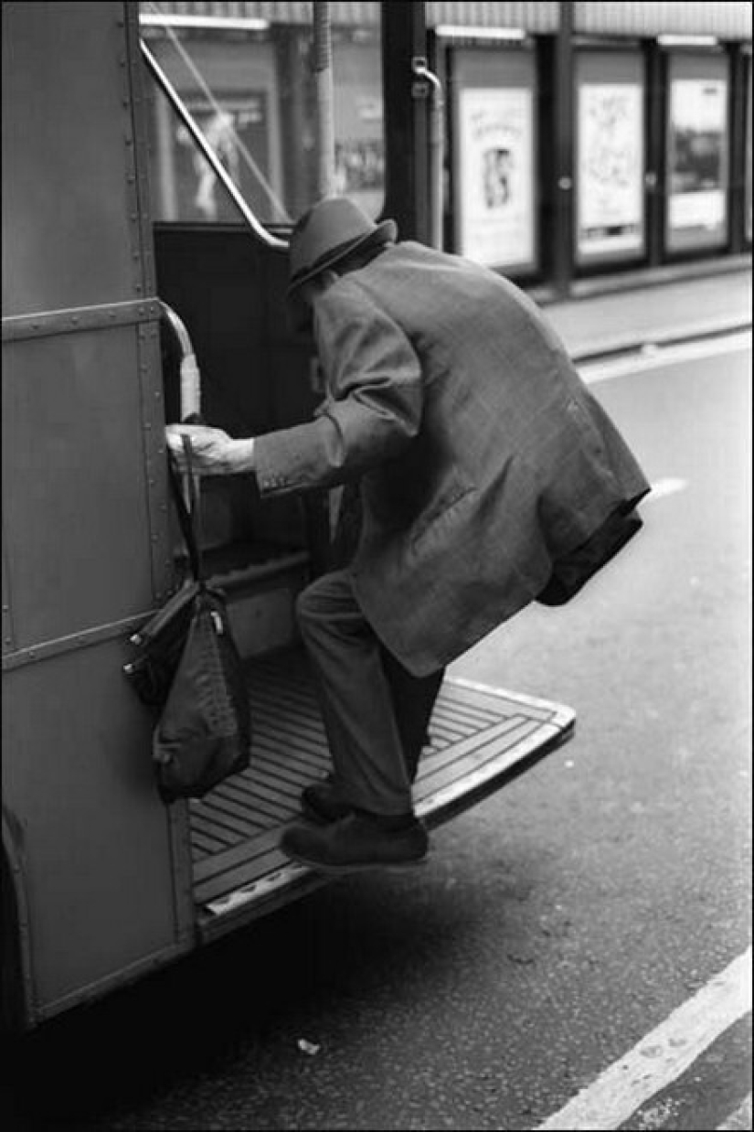 &quot;Visual Diary&quot; by Street Photographer David Gibson