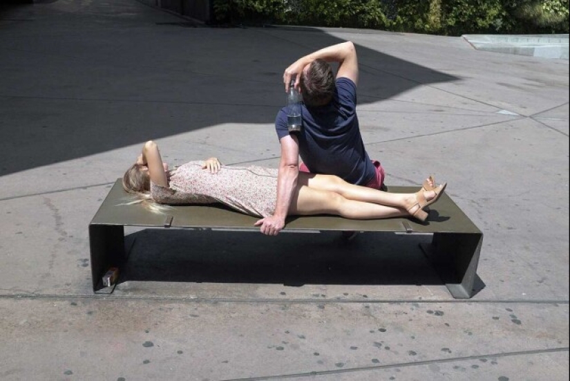 &quot;Visual Diary&quot; by Street Photographer David Gibson