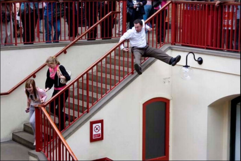 &quot;Visual Diary&quot; by Street Photographer David Gibson