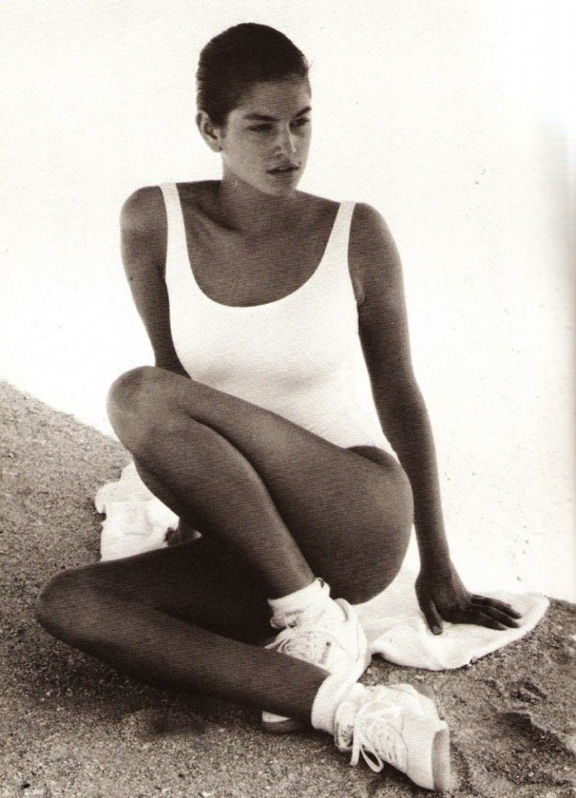 ¡Viva el verano! Fotos antiguas de bellezas famosas en la playa. ¡Viva el verano! Fotos antiguas de bellezas famosas en la playa.
