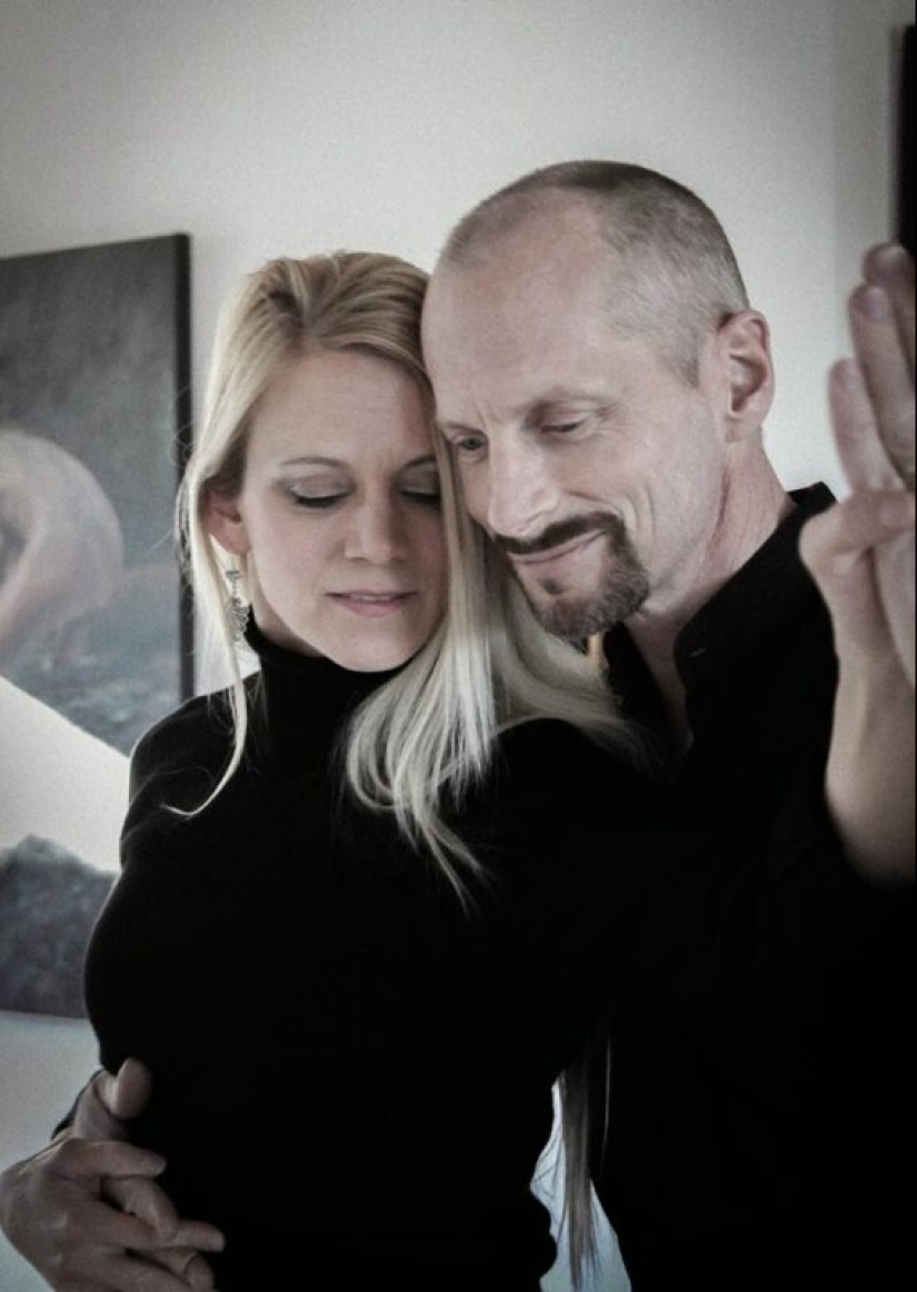 Walking through the fields of Imagination: Amazing sculptures by Colin and Christine Poole Walking through the fields of Imagination: Amazing sculptures by Colin and Christine Poole