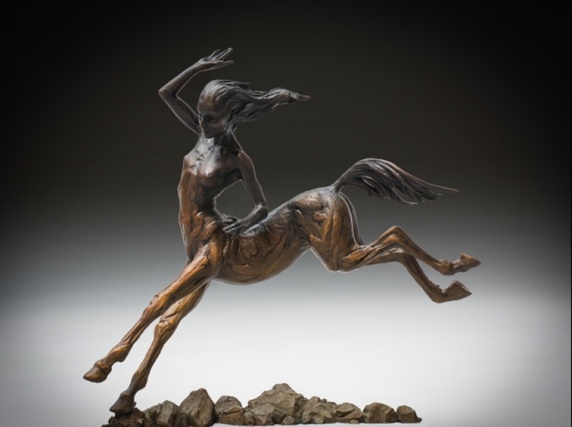 Walking through the fields of Imagination: Amazing sculptures by Colin and Christine Poole Walking through the fields of Imagination: Amazing sculptures by Colin and Christine Poole