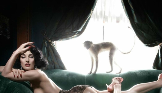 We just couldn't get past these photos of Dita von Teese