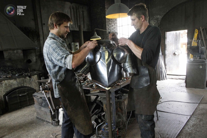 Weapons for the Vatican Weapons for the Vatican