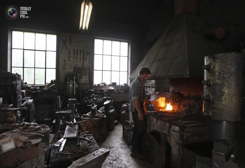 Weapons for the Vatican Weapons for the Vatican