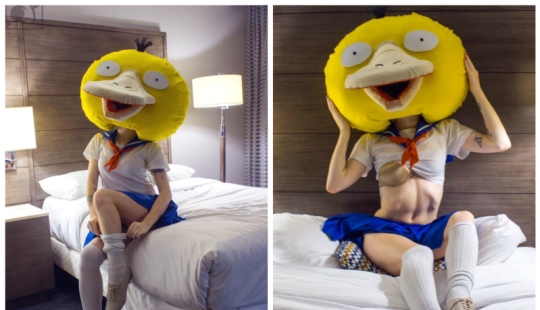 Weird but sexy Cosplay: Pokemon Psidak Weird but sexy Cosplay: Pokemon Psidak