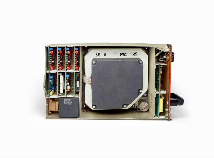 What do black boxes look like?