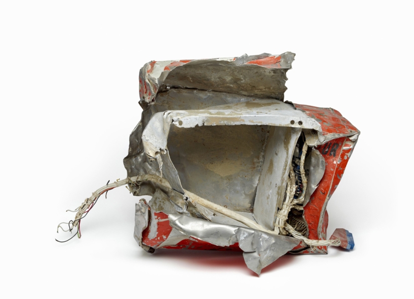 What do black boxes look like?