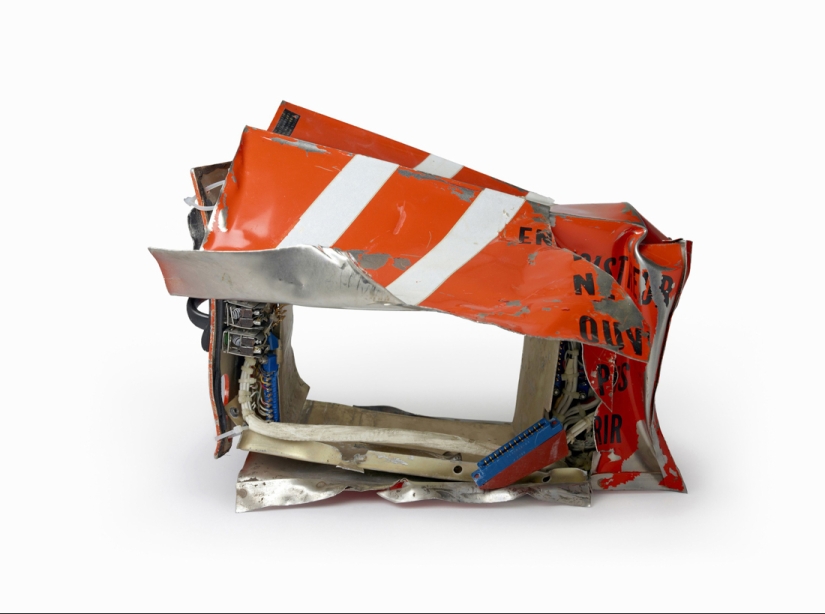 What do black boxes look like?