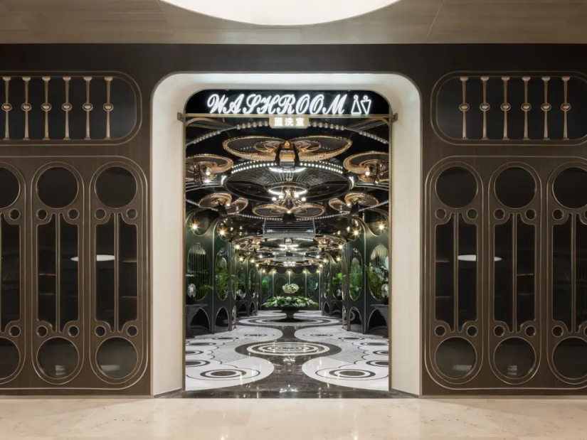 What does the world&#39;s most beautiful public toilet look like?