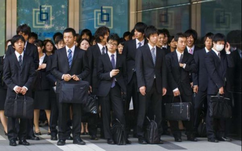 What is “karoshi”, or Why do Japanese people die at work?