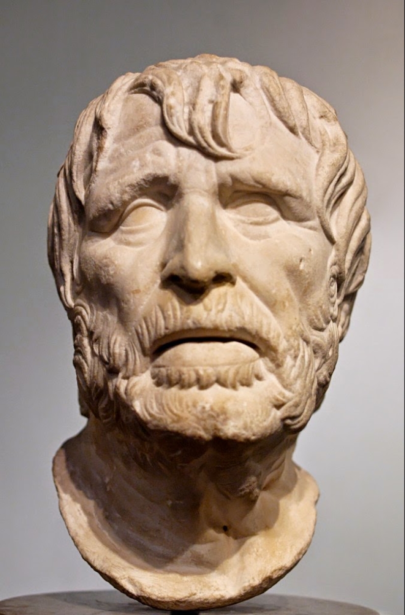 What is Stoicism and how can this ancient philosophy be useful today
