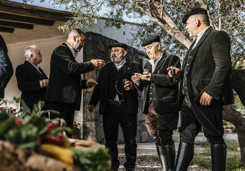 What is the "Blue Zones Effect": Secrets of Long-Livers from the 5 Healthiest Places on the Planet What is the "Blue Zones Effect": Secrets of Long-Livers from the 5 Healthiest Places on the Planet