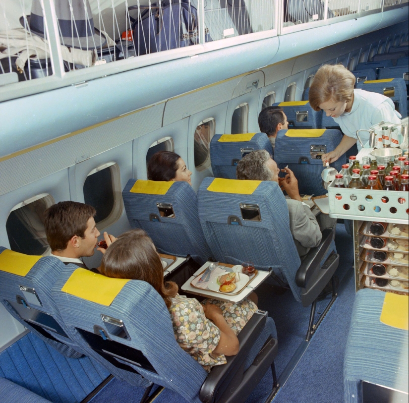 What the business class of a Swiss airline looked like in the 60s What the business class of a Swiss airline looked like in the 60s