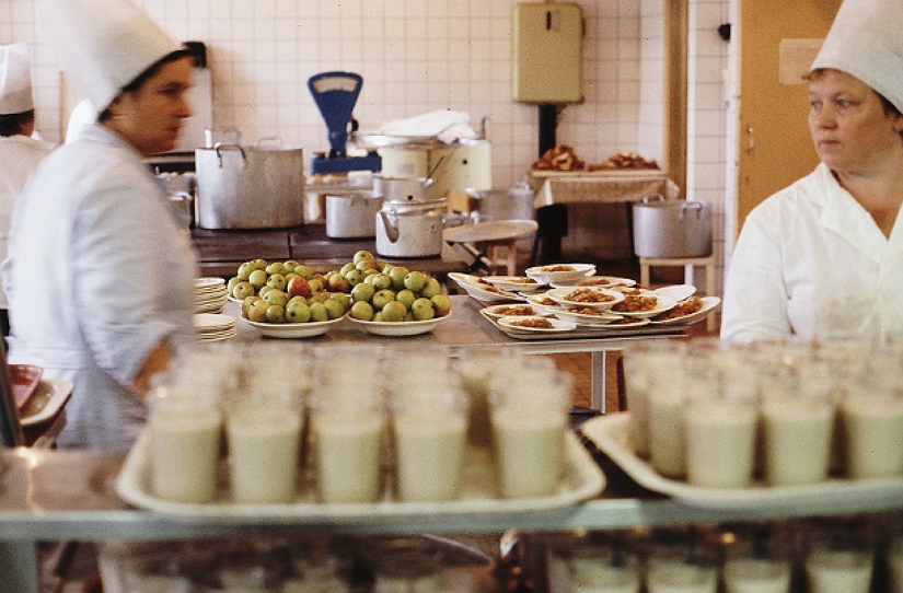 What to feed the children in the Soviet institutions What to feed the children in the Soviet institutions