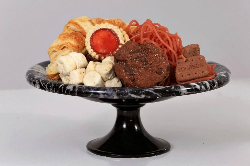 What we eat: a British woman has kept sweets for 20 years, and they at least have henna