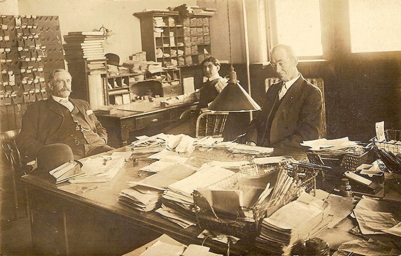 What were the offices like a hundred years ago What were the offices like a hundred years ago