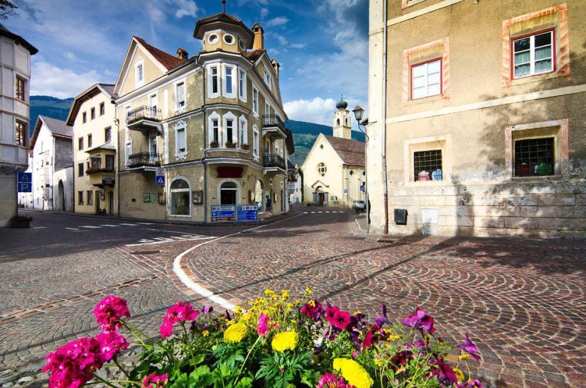 Where the Fairy tale lives: charming little towns in Italy