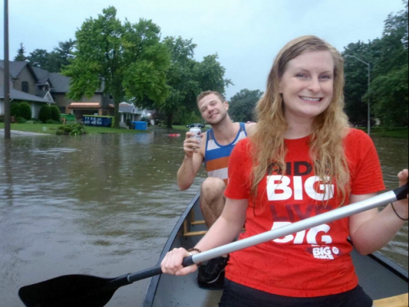 Who said that the weaker sex is a woman? Here are 13 photoproofs reverse