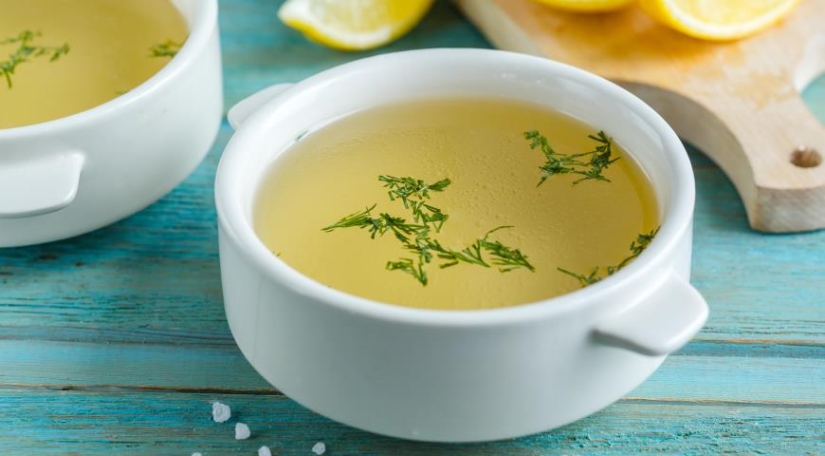 Why chicken broth is called "Jewish penicillin" Why chicken broth is called "Jewish penicillin"