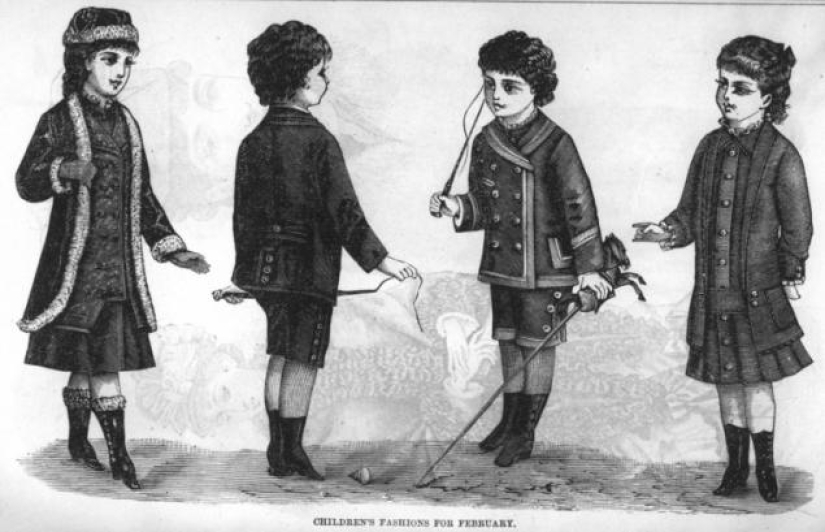 Why did boys used to dress up in dresses? Why did boys used to dress up in dresses?